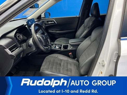 Used 2023 Mitsubishi Outlander SE image 9