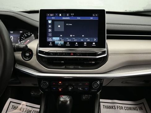 Used 2023 Jeep Compass Limited image 20