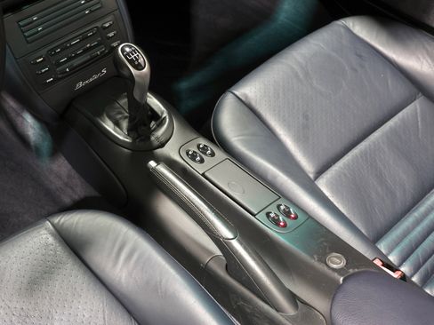 Used 2001 Porsche Boxster S image 65