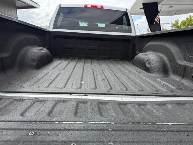 Used 2015 RAM 2500 Tradesman w/ Chrome Appearance Group AWD/4WD image 41