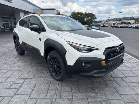 New 2025 Subaru Crosstrek 2.5i Wilderness w/ Crosstrek Mirror Package image 3