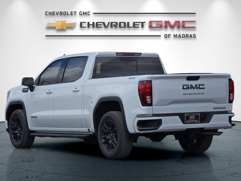 Used 2025 GMC Sierra 1500 Elevation w/ Elevation Premium Package image 5