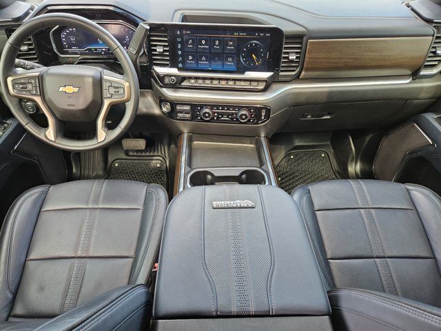 Used 2024 Chevrolet Silverado 3500 High Country w/ High Country Premium Package AWD/4WD image 26