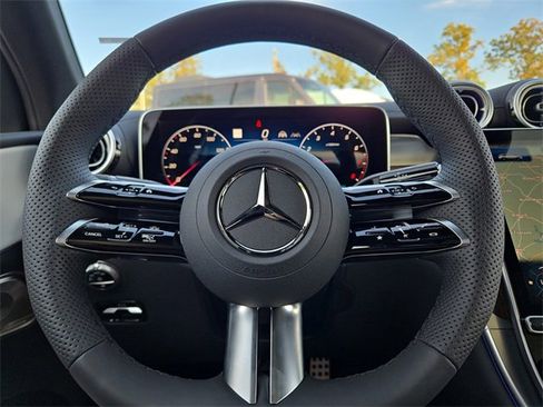 New 2026 Mercedes-Benz GLC 300 4MATIC image 16