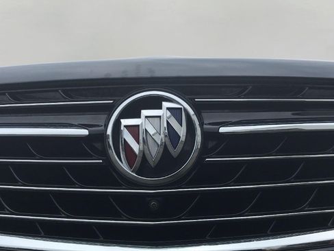 Used 2021 Buick Envision Essence w/ Technology Package I AWD/4WD image 34