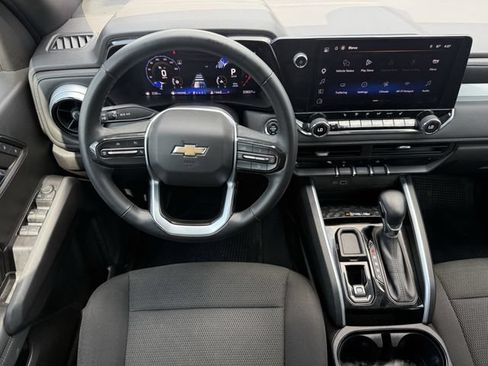 Certified 2024 Chevrolet Colorado LT w/ LT Convenience Package II RWD image 12