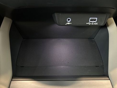 Used 2025 Subaru Forester image 7