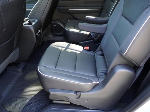 New 2026 Buick Enclave Sport Touring w/ Super Cruise Package image 26