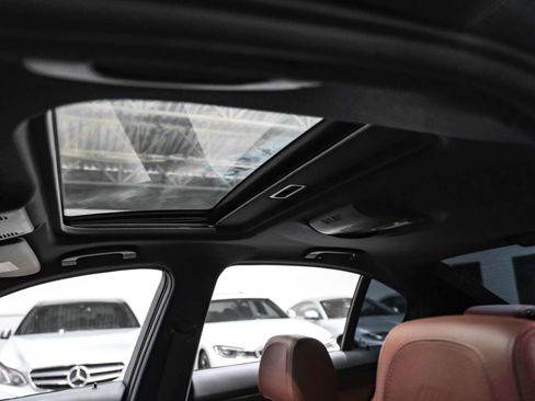 Used 2011 BMW M3 Sedan image 4