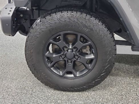 Used 2019 Jeep Wrangler Unlimited Sahara w/ Quick Order Package 24M Moab image 7