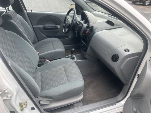Used 2005 Chevrolet Aveo LS FWD image 7