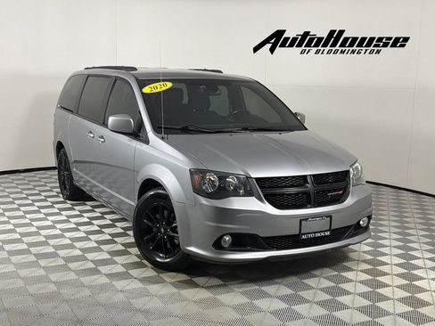 Used 2020 Dodge Grand Caravan SE FWD image 1