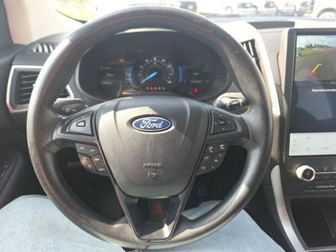 Used 2022 Ford Edge SE image 36