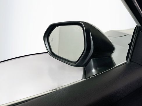 Used 2018 Toyota Camry XLE w/ Audio Package FWD image 16