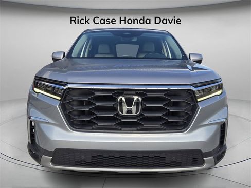 Certified 2024 Honda Pilot EX-L image 5