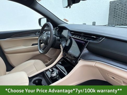 Certified 2025 Jeep Grand Cherokee L Limited w/ Luxury Tech Group II image 34