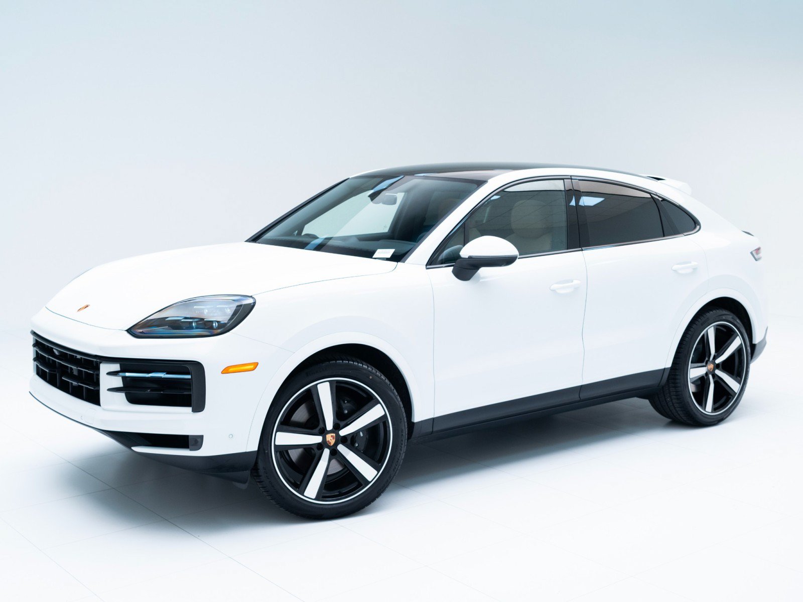 Certified 2026 Porsche Cayenne Coupe AWD/4WD image 1