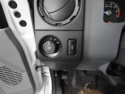 Used 2015 Ford F350 XL image 25