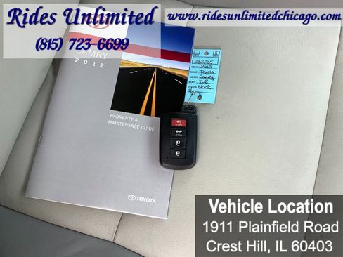 Used 2012 Toyota Camry XLE w/ Leather Pkg FWD image 30