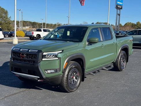 Used 2025 Nissan Frontier Pro-X image 7