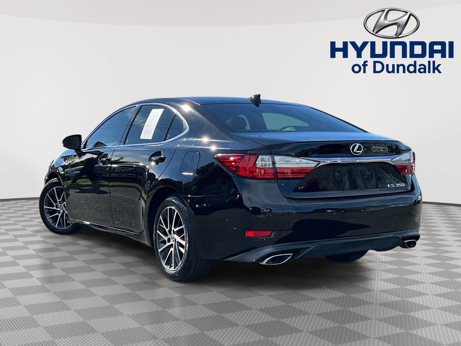 Used 2016 Lexus ES 350 w/ Luxury Package w/Wood Trim FWD image 4