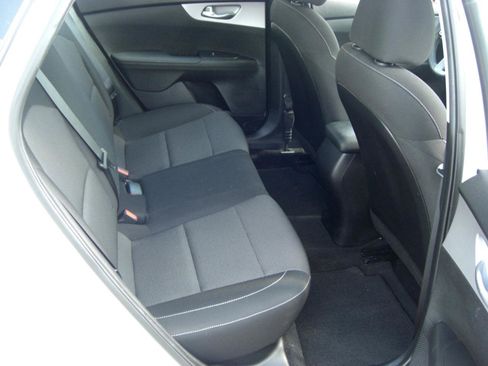 Used 2023 Kia Forte LXS FWD image 17