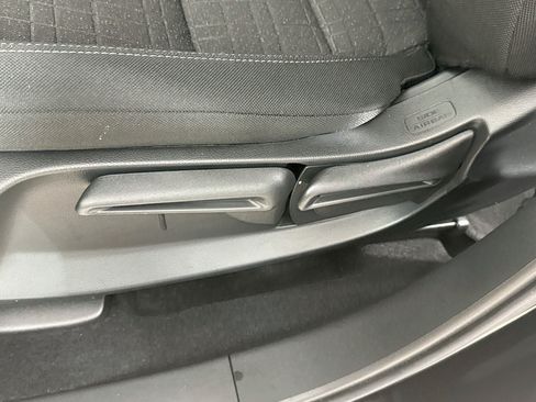 Used 2024 Honda HR-V LX image 22
