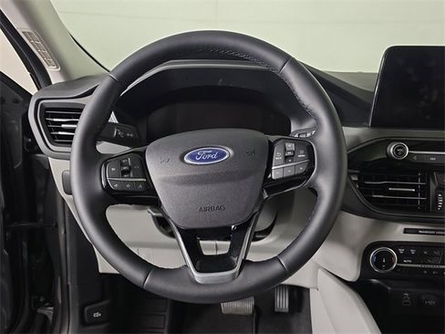 Used 2025 Ford Escape Active w/ Cold Weather Package image 10