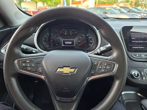 Used 2023 Chevrolet Malibu LT FWD image 12