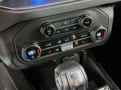 Used 2025 Ford Bronco Big Bend image 24