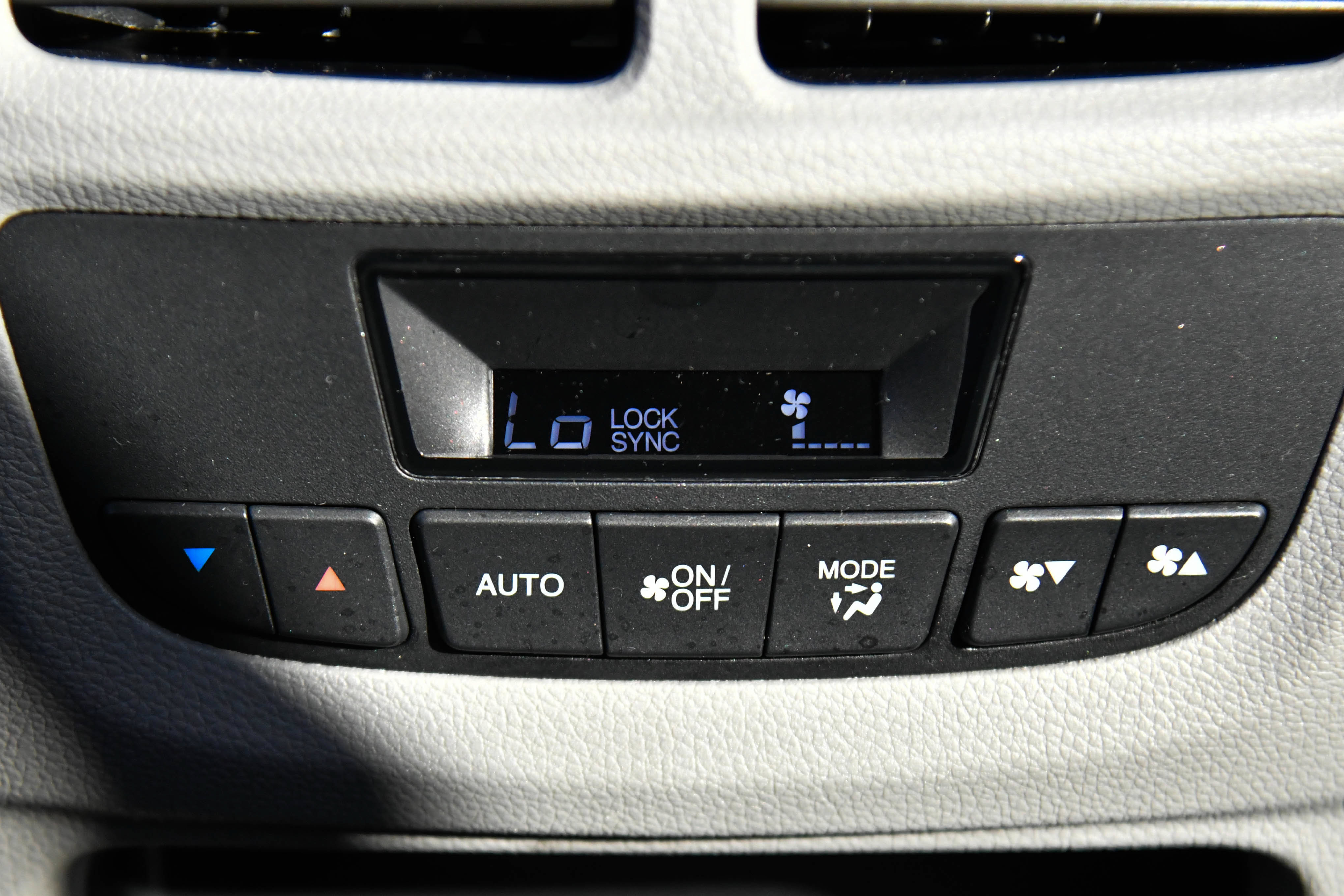Used 2021 Honda Pilot EX image 43