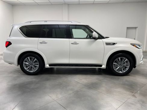 Used 2024 INFINITI QX80 Luxe image 8