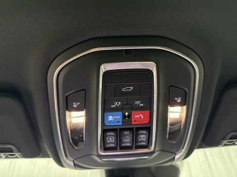 New 2026 Jeep Grand Cherokee L Limited AWD/4WD image 28