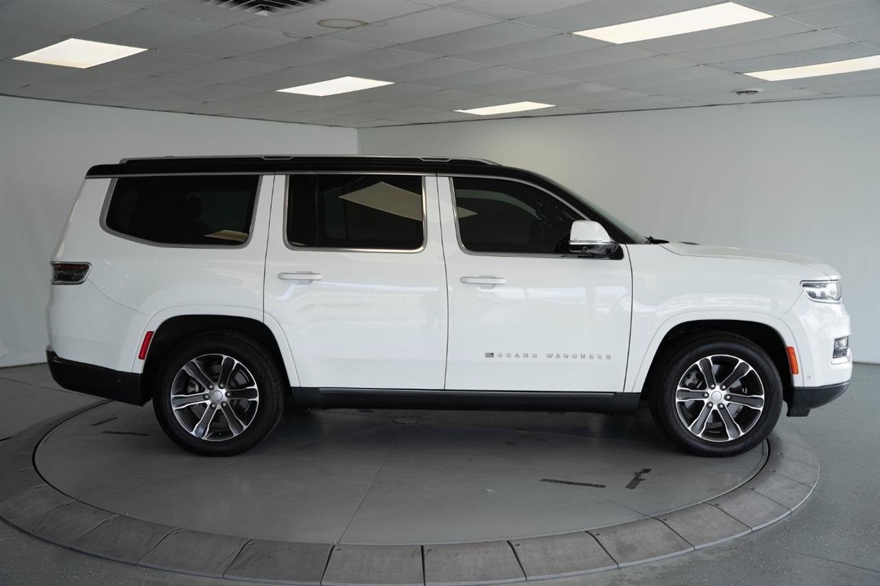 Used 2022 Jeep Grand Wagoneer Series I AWD/4WD image 8