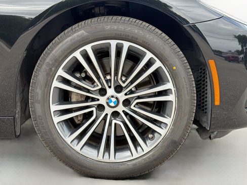 Used 2020 BMW 530i w/ Convenience Package image 42