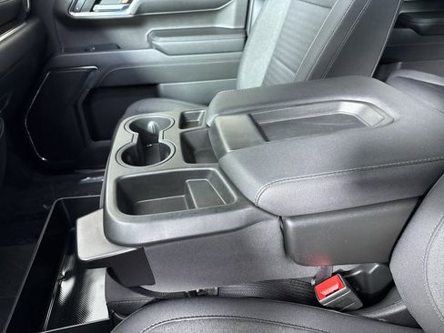 Used 2023 Chevrolet Silverado 1500 LT AWD/4WD image 15