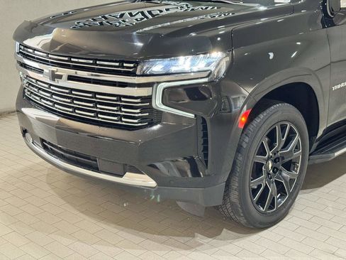 Used 2021 Chevrolet Tahoe Premier RWD image 2