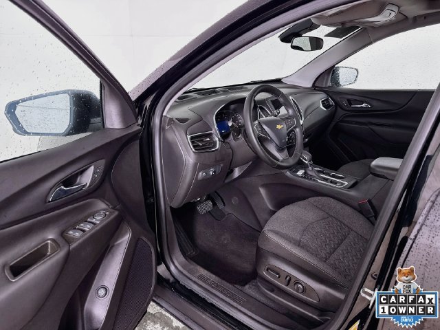 Used 2024 Chevrolet Equinox LT AWD/4WD image 3