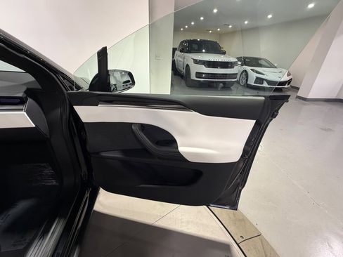 Used 2022 Tesla Model X Plaid image 51