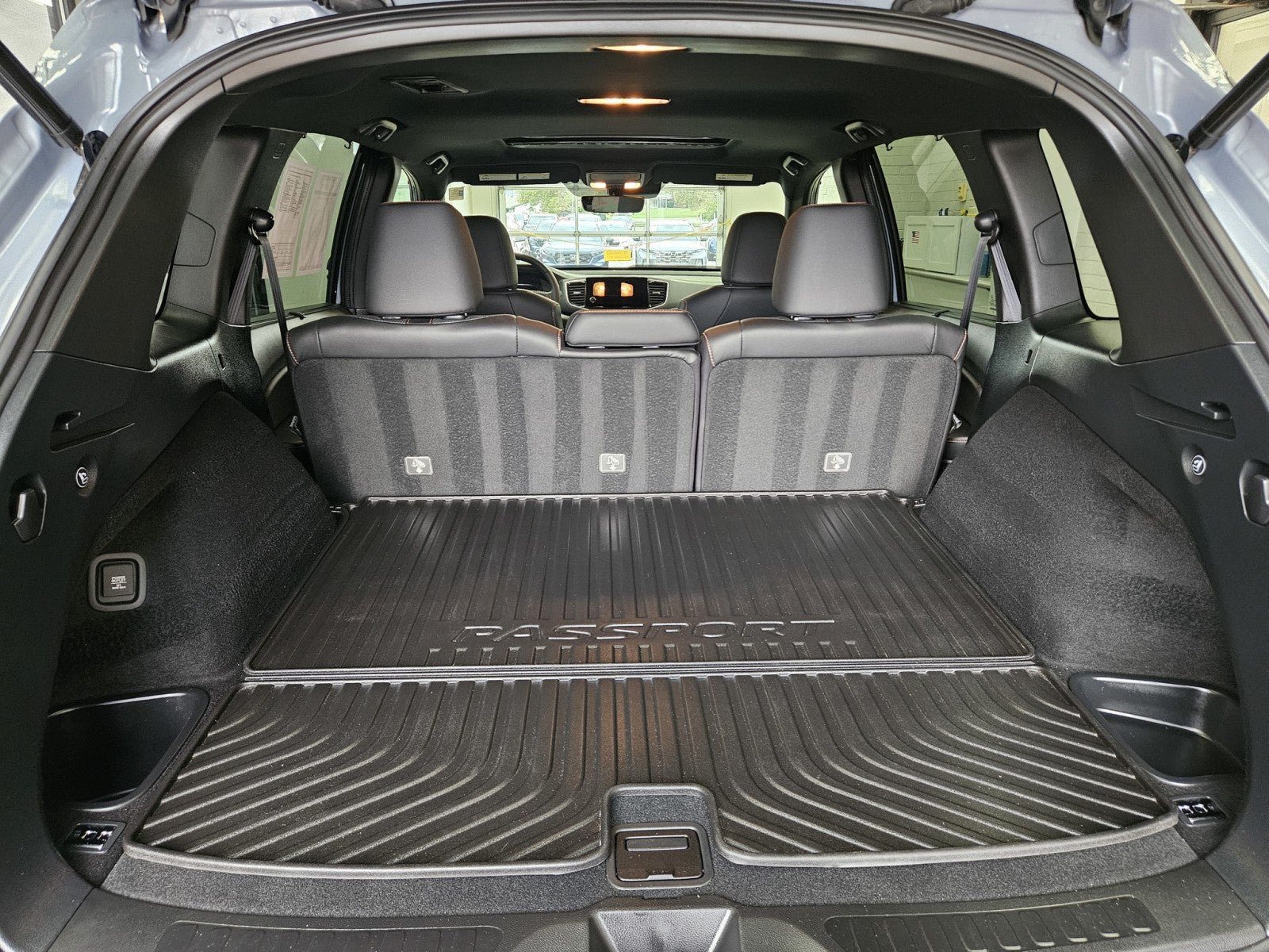 Used 2023 Honda Passport TrailSport image 10