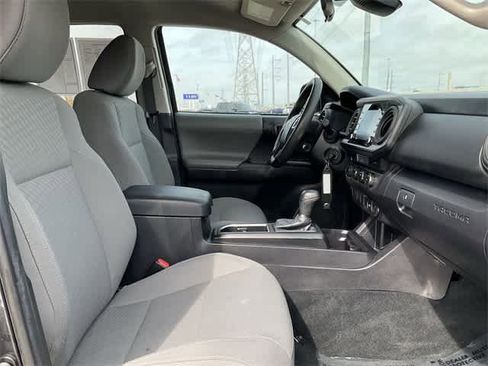 Used 2023 Toyota Tacoma SR image 17