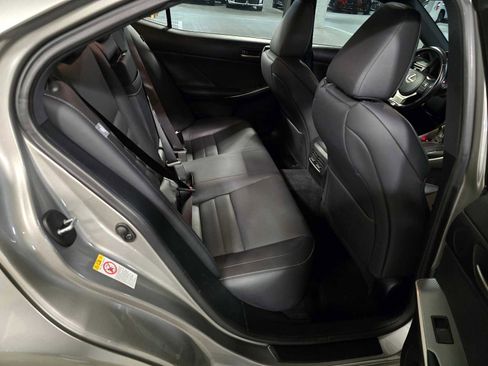 Used 2017 Lexus IS 350 AWD image 34