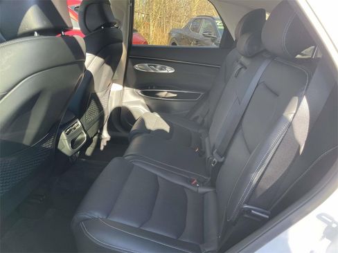 Certified 2025 Genesis GV70 2.5T image 11