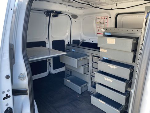 Used 2019 Nissan NV200 SV image 17