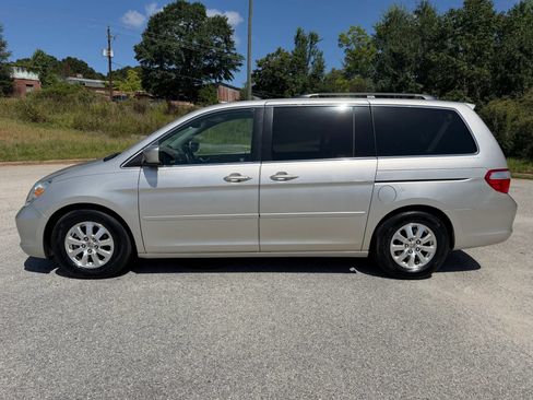 Used 2006 Honda Odyssey Touring image 2