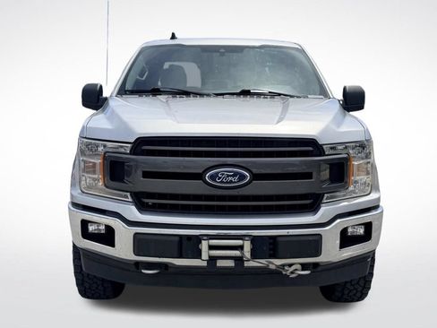 Used 2019 Ford F150 XLT w/ Equipment Group 302A Luxury AWD/4WD image 10