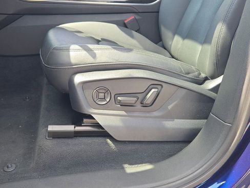Used 2023 Audi Q7 3.0T Prestige image 24