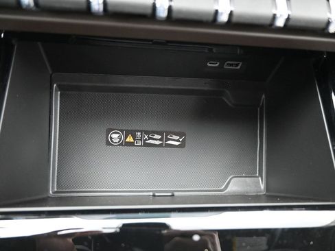 New 2026 GMC Yukon Elevation image 19