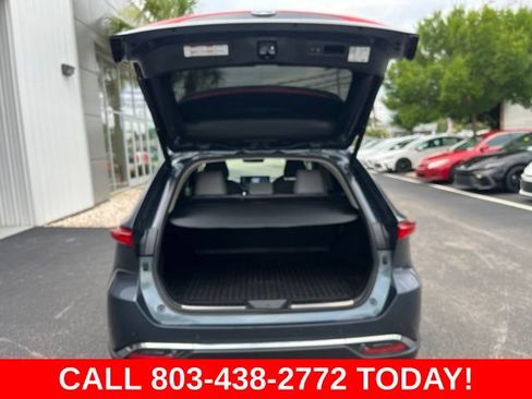 Used 2021 Toyota Venza XLE w/ Softex Package AWD/4WD image 35
