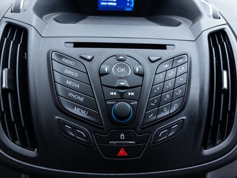 Used 2015 Ford Escape SE FWD image 17